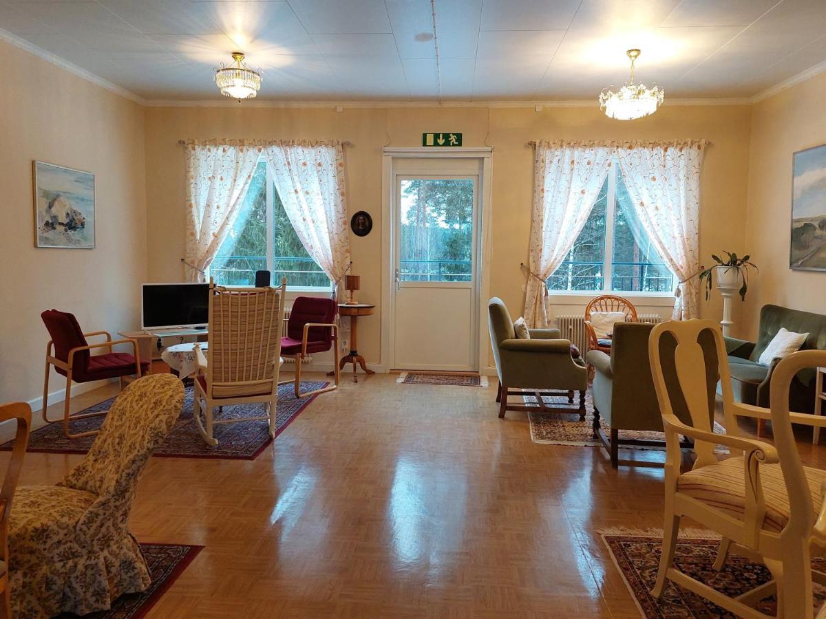 Birgittagarden - Gaesthem - Birgittasystrarna Bed & Breakfast Фалун Екстериор снимка