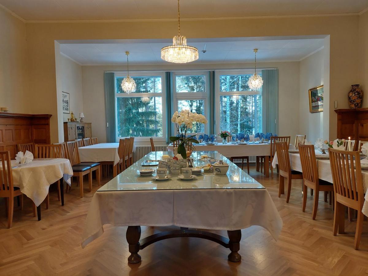 Birgittagarden - Gaesthem - Birgittasystrarna Bed & Breakfast Фалун Екстериор снимка